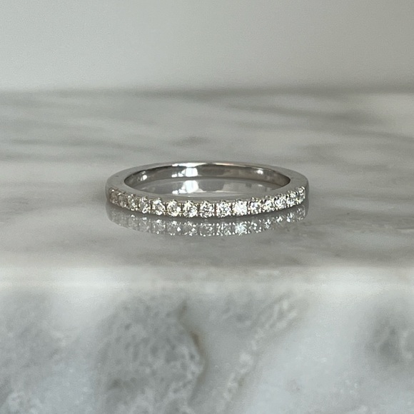 GRA moissanites diamonds 💎 Semi eternity band 15 brilliant cut 💎 - Picture 3 of 6
